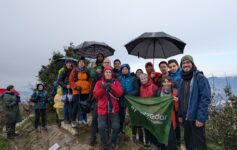 Participamos en la V marcha de «Cimas por la igualdad»